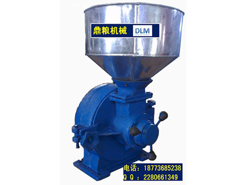 30型磨片式粉碎機、磨粉機磨粉機，磨片式，產(chǎn)量達1000公斤時,粗細可調(diào)